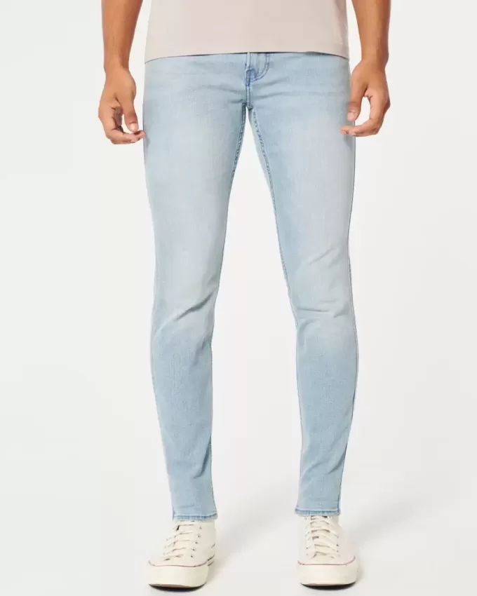 Superenge Jeans in heller Waschung