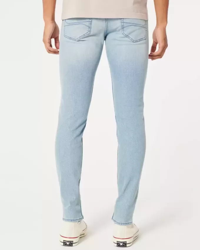Superenge Jeans in heller Waschung
