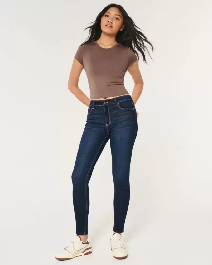 Superenge Jeans mit hoher Taille und dunkler Waschung
