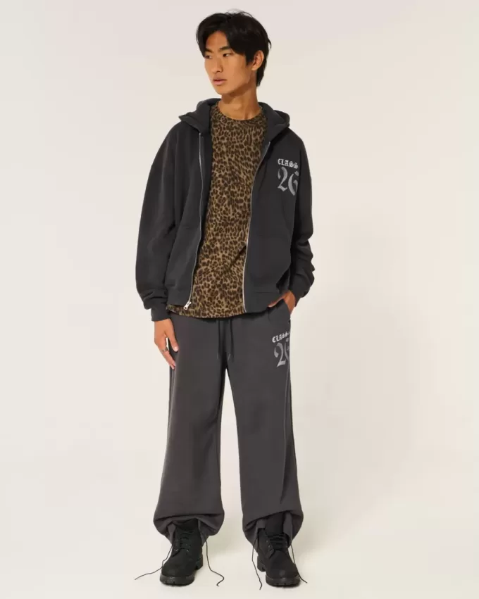 Superweite Jogginghose mit Grafik der Klasse 26