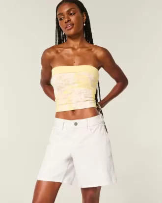 Tief sitzende Baggy-Jeans in Weiß mit verstellbarem Bund