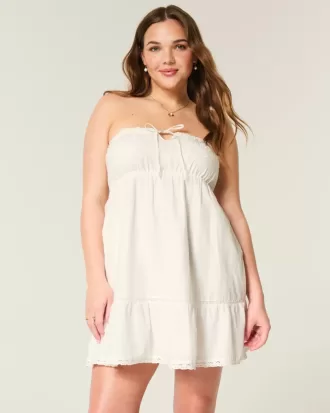 Trägerloses Babydoll-Kleid mit Stickerei