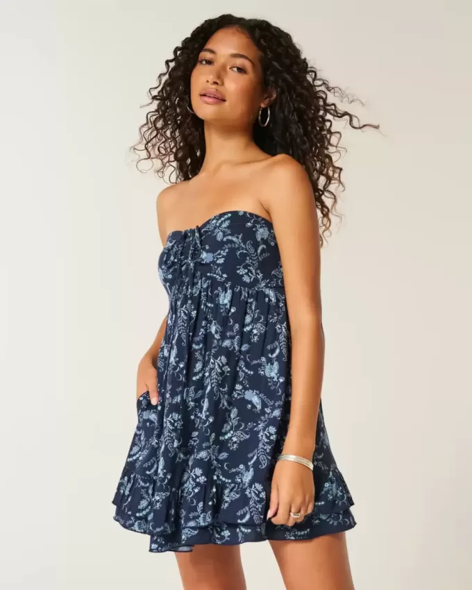 Trägerloses Babydoll-Minikleid mit Rüschen