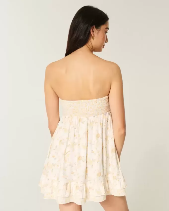 Trägerloses Babydoll-Minikleid mit Rüschen