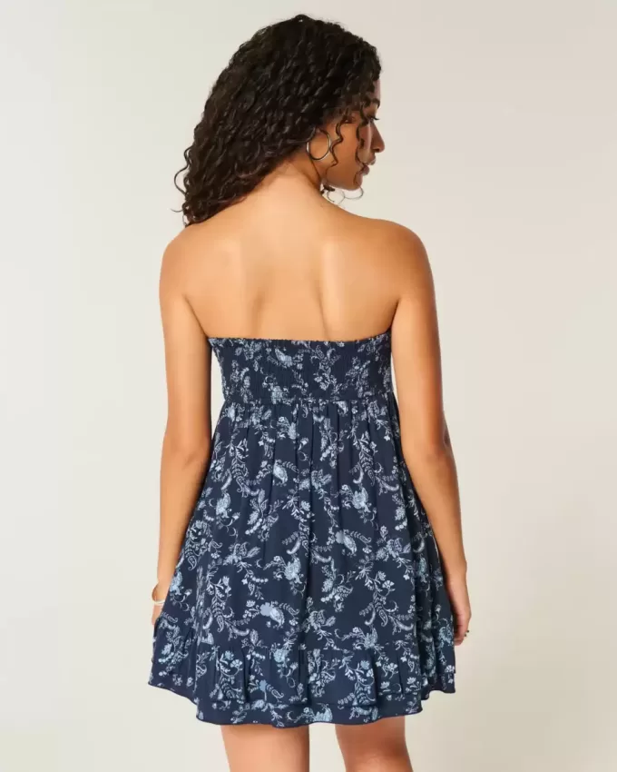 Trägerloses Babydoll-Minikleid mit Rüschen