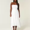 Trägerloses, gesmoktes Maxikleid
