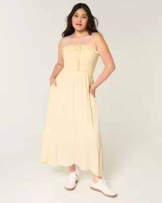 Trägerloses, gesmoktes Maxikleid