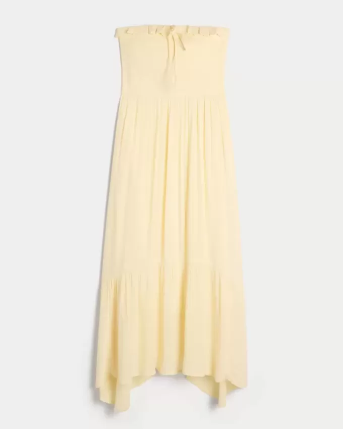 Trägerloses, gesmoktes Maxikleid Trägerloses, gesmoktes Maxikleid