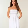 Trägerloses, gesmoktes Minikleid Trägerloses, gesmoktes Minikleid