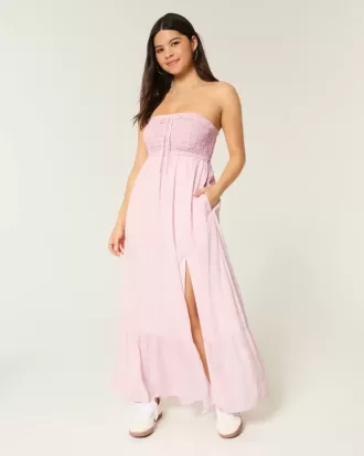 Trägerloses Maxikleid im Häkel-Stil-Mix