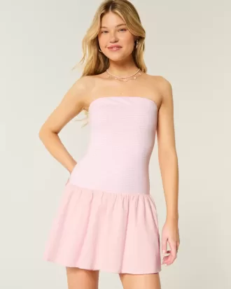 Trägerloses Minikleid aus Strickgewebe mit tiefer Taille