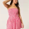 Trägerloses Minikleid mit gesmoktem Oberteil