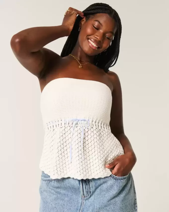 Trägerloses Pullover-Tube-Top im Häkel-Stil