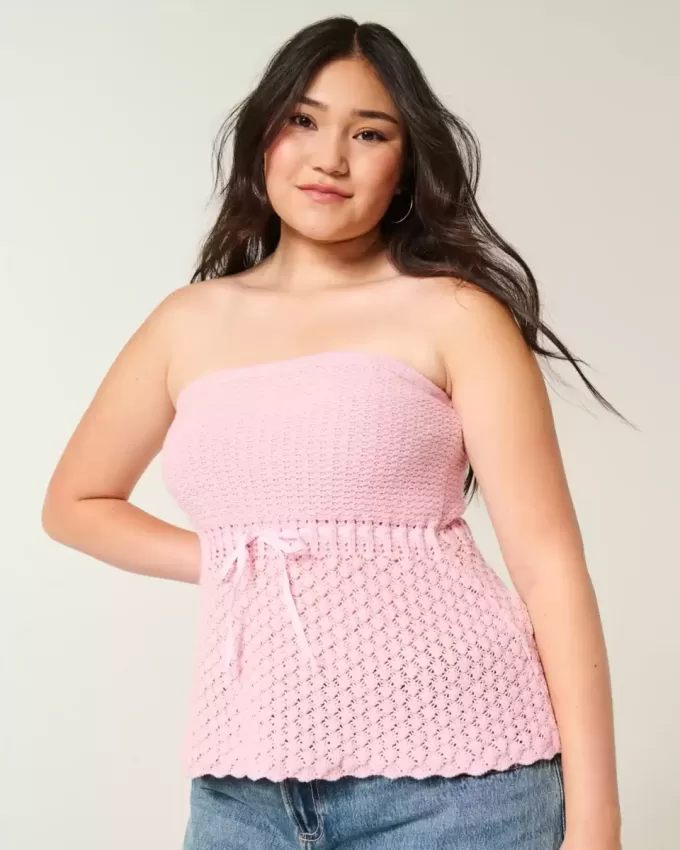 Trägerloses Pullover-Tube-Top im Häkel-Stil