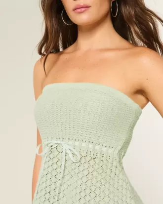 Trägerloses Pullover-Tube-Top im Häkel-Stil