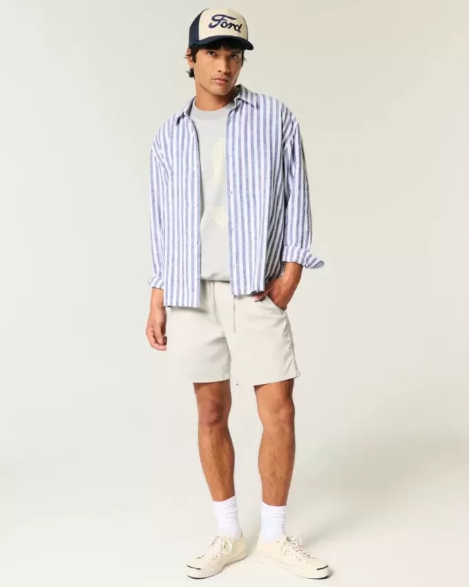 Twill-Shorts zum Überziehen bis zur Mitte des Oberschenkels Twill-Shorts zum Überziehen bis zur Mitte des Oberschenkels