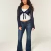 Ultra Low-Rise Schlagjeans in dunkler Waschung