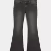 Ultra Low-Rise verwaschene schwarze Schlagjeans