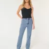 Ultrahoch geschnittene Straight-Jeans im Stil der 90er mit mittlerer Waschung