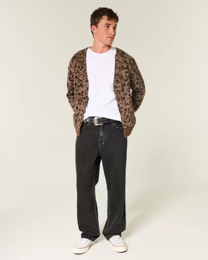 Verwaschene schwarze Baggy-Jeans mit Nieten