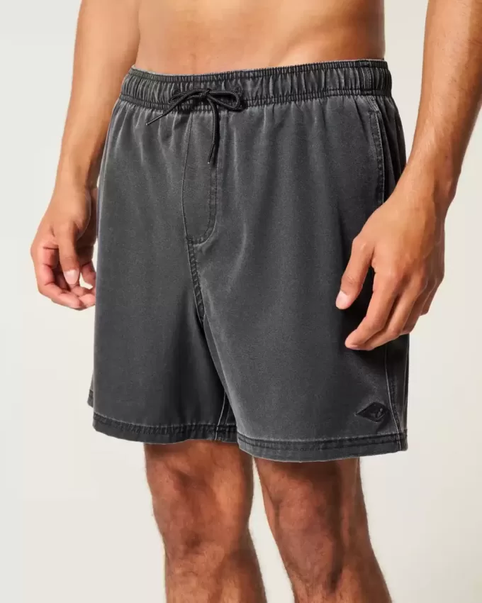 Volley-Badehose bis zur Mitte des Oberschenkels Volley-Badehose bis zur Mitte des Oberschenkels