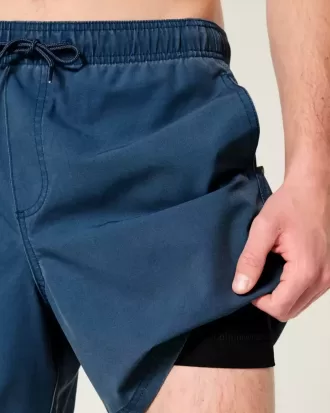Volley-Badehose bis zur Mitte des Oberschenkels