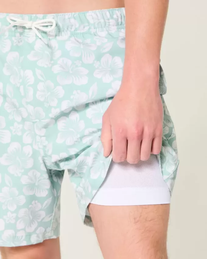 Volley-Badehose bis zur Mitte des Oberschenkels