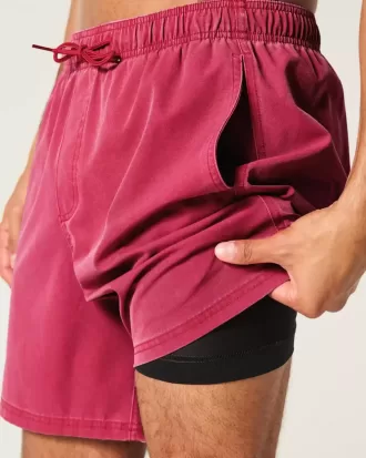 Volley-Badehose bis zur Mitte des Oberschenkels