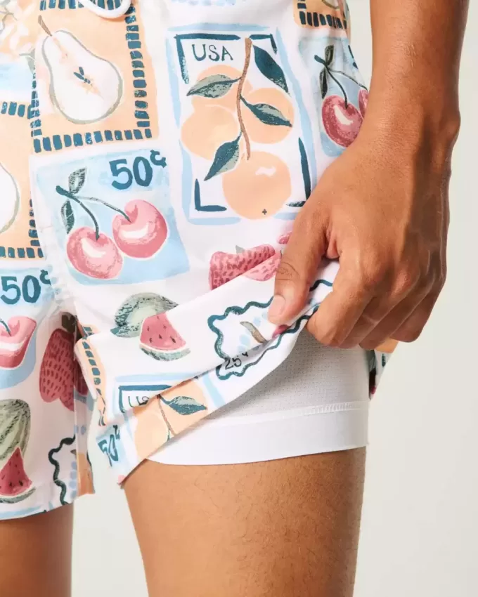 Volley-Badehose bis zur Mitte des Oberschenkels