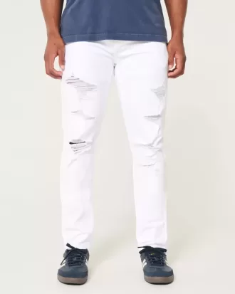 Weiße, sportliche Röhrenjeans