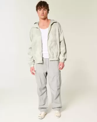 Windjacke mit Reißverschluss und Camouflage-Muster