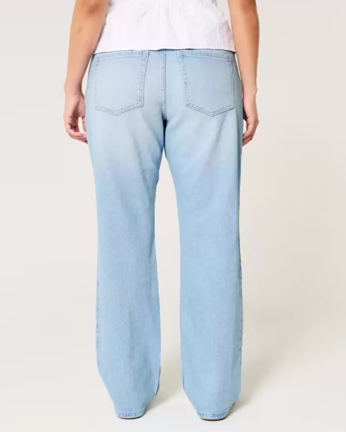 Zerrissene, lockere Straight-Jeans mit niedriger Taille und heller Waschung