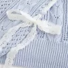 Zopfmusterpullover mit Schleifenärmeln