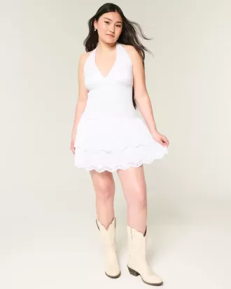 Zweilagiges, gesmoktes Neckholder-Skortkleid