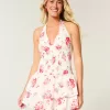 Zweilagiges, gesmoktes Neckholder-Skortkleid
