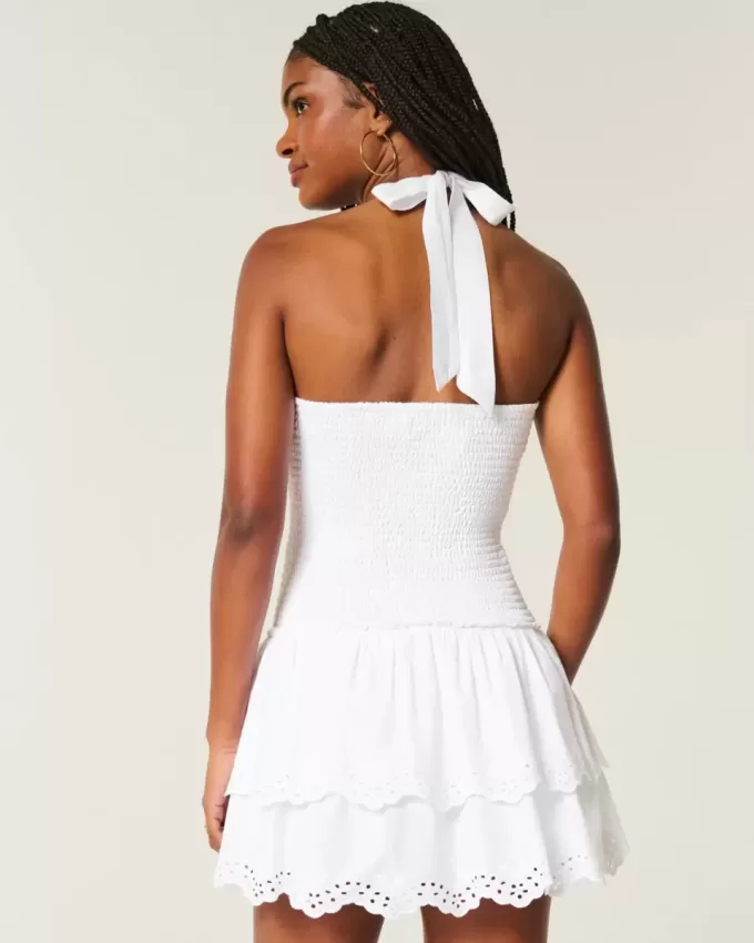 Zweilagiges, gesmoktes Neckholder-Skortkleid